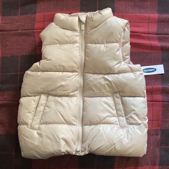 Old Navy Other - ⭐️NEW⭐️Puffer vest for toddler.